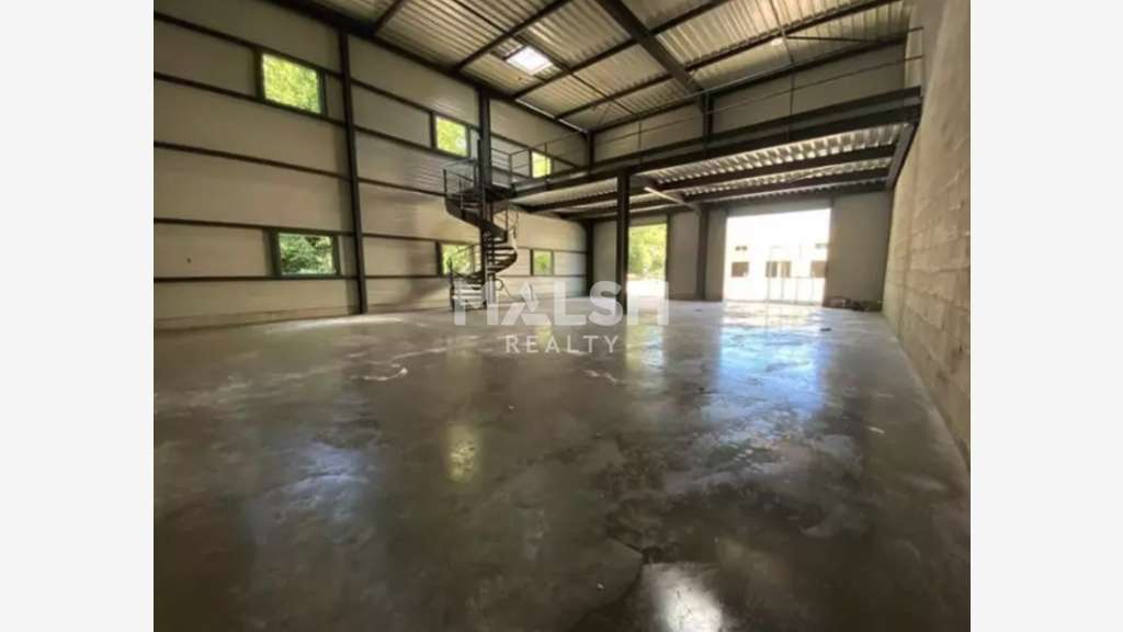AV local 1502m² à Saint-Genis-Laval ZI la Mouch