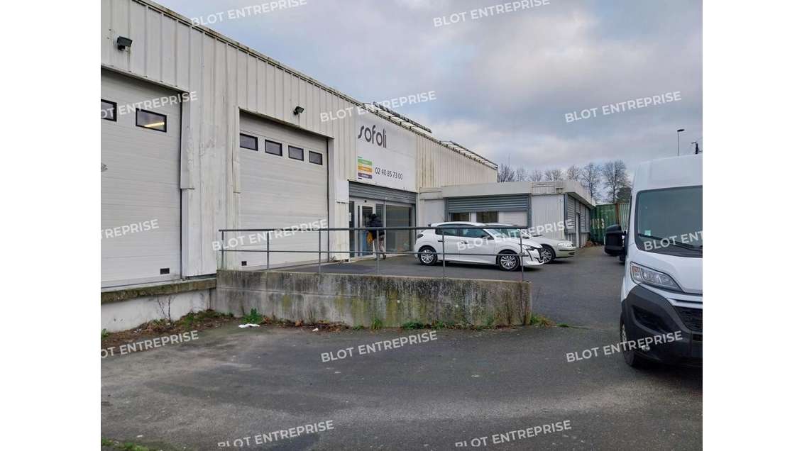 A vendre locaux d'activités 980m² Saint-Herblain