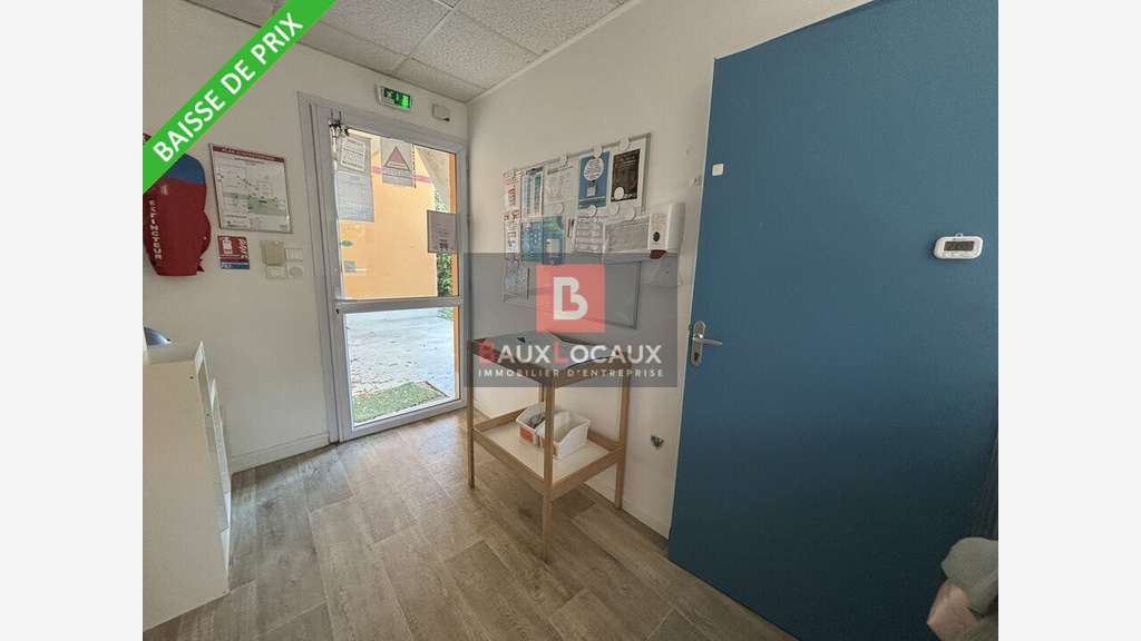 AV local commercial 164 m² Avignon empl privil.