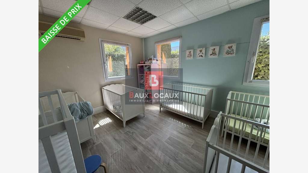 AV local commercial 164 m² Avignon empl privil.