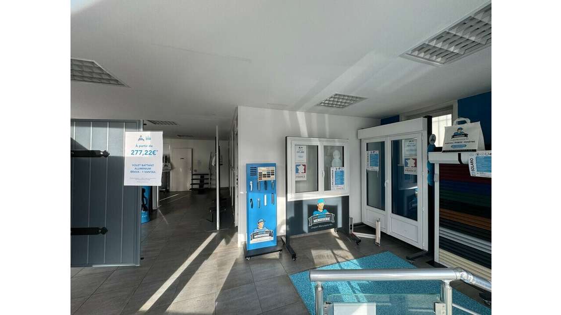 A vendre local 280m² sur axe stratégique à Brest