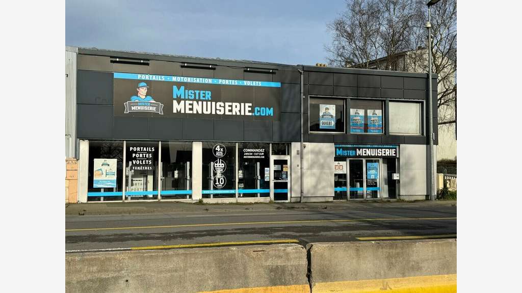 A vendre local 280m² sur axe stratégique à Brest