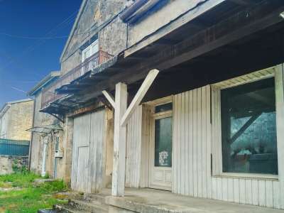 Vente local commercial avec grange à Breuvannes 