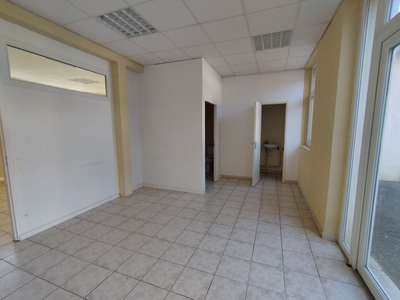 AV local commercial 130m² exterieur 119m² à Cahors