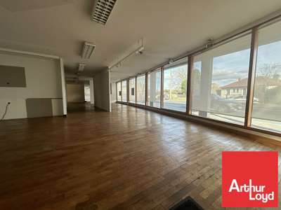 Vente Locaux commerciaux - Boutiques à Chasseneuil-du-Poitou
