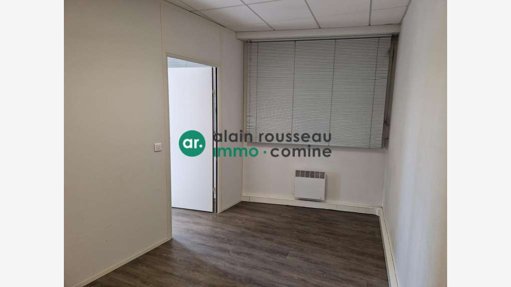 A vendre local commercial 88m² en RDC à Cholet