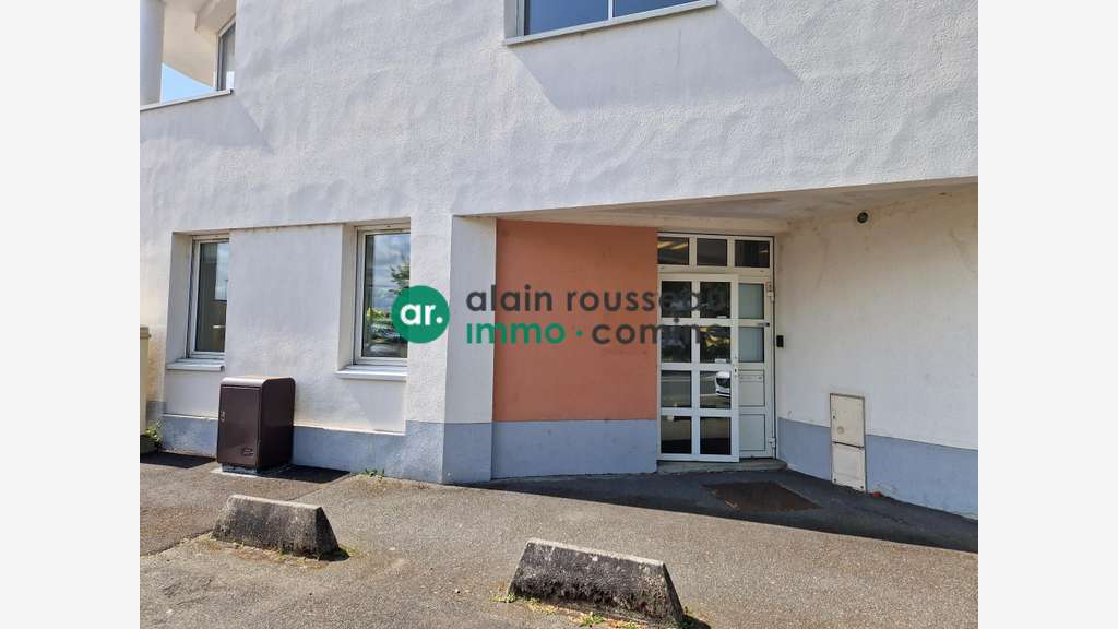 A vendre local commercial 88m² en RDC à Cholet
