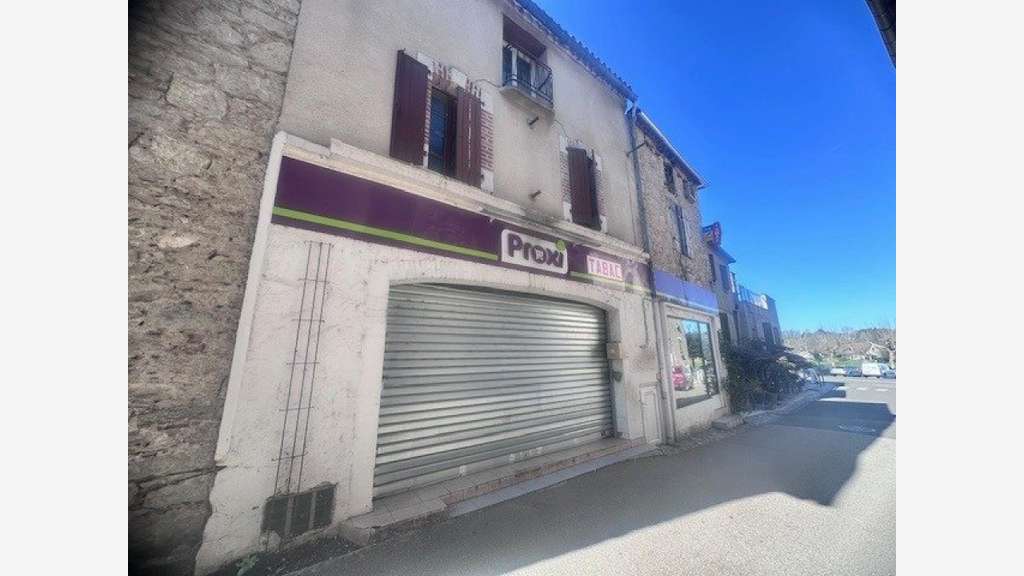 Vente local commercial centre de Douelle