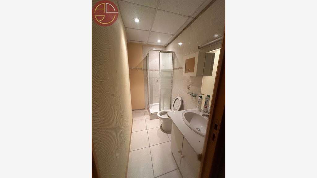 A vendre local commercial 349m² à Launaguet