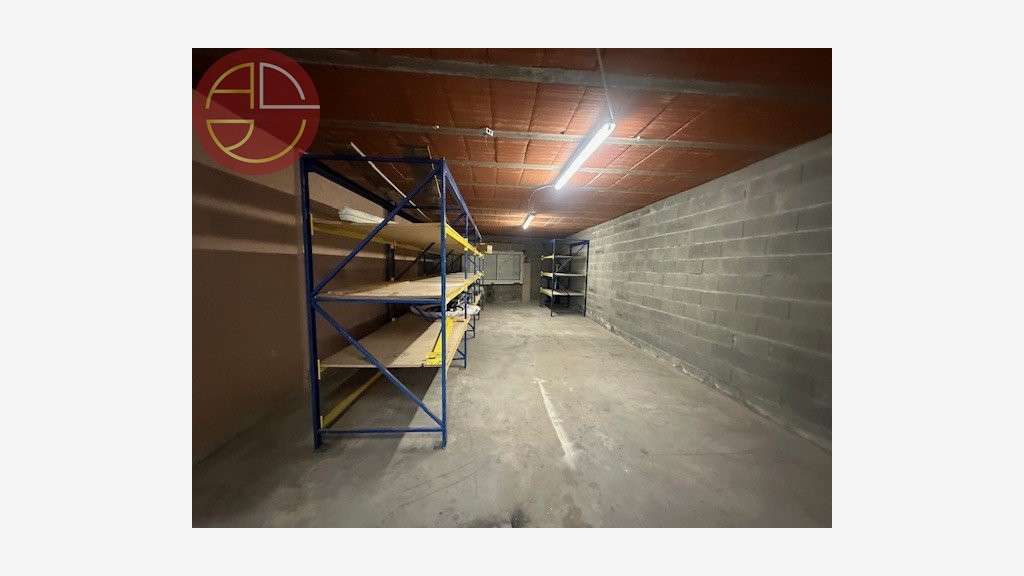 A vendre local commercial 349m² à Launaguet