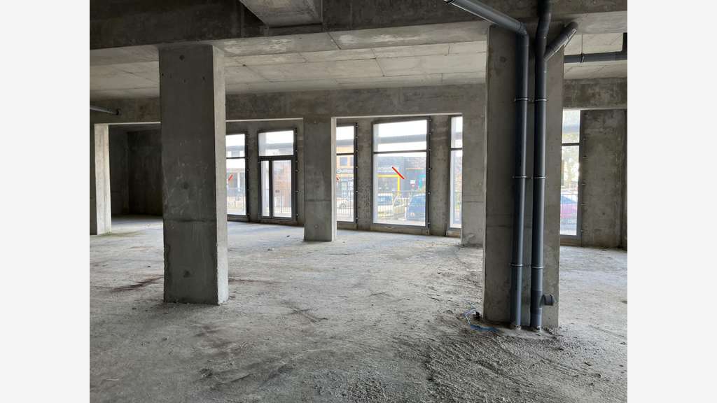 Vente local commercial 260m² aux Angles