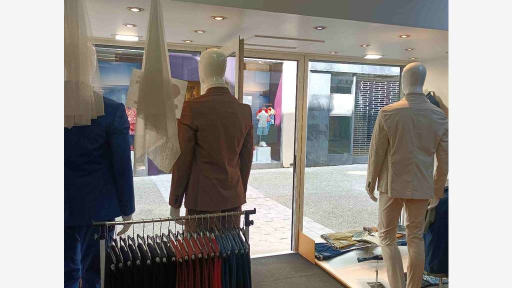 Cède local commercial 84m² parfait état Montélimar