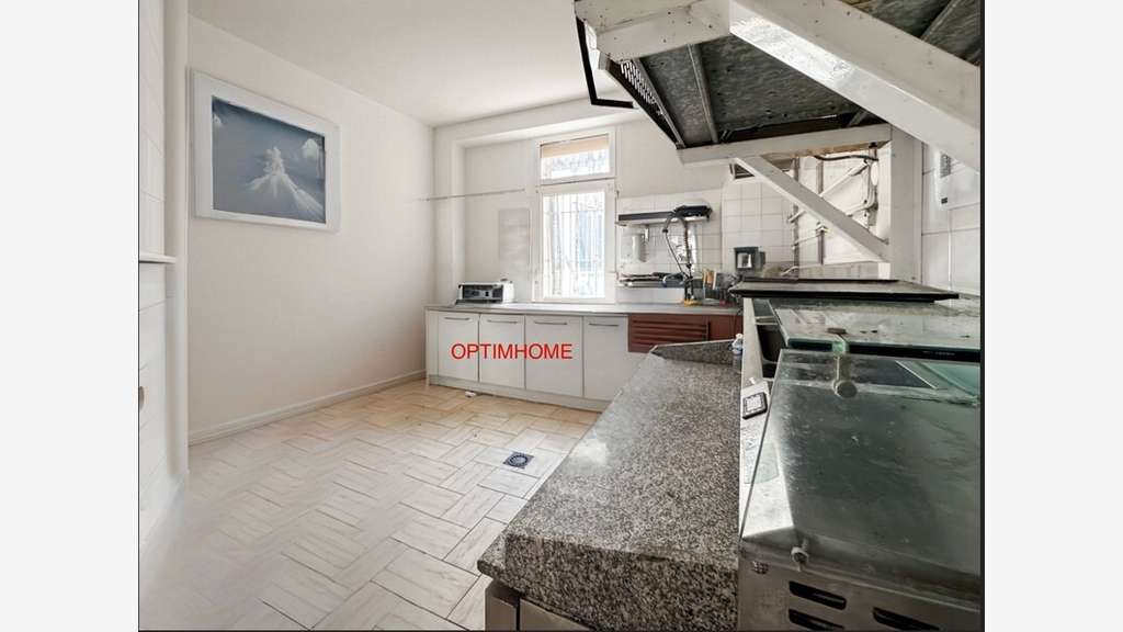 A vendre murs commerciaux + appartement Montrouge