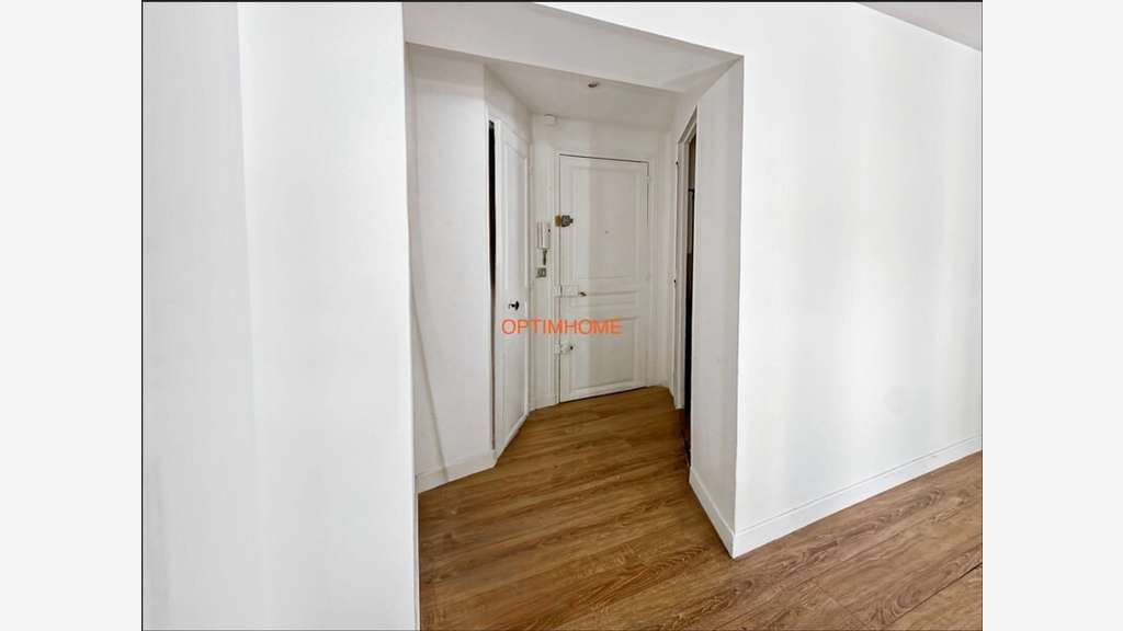 A vendre murs commerciaux + appartement Montrouge