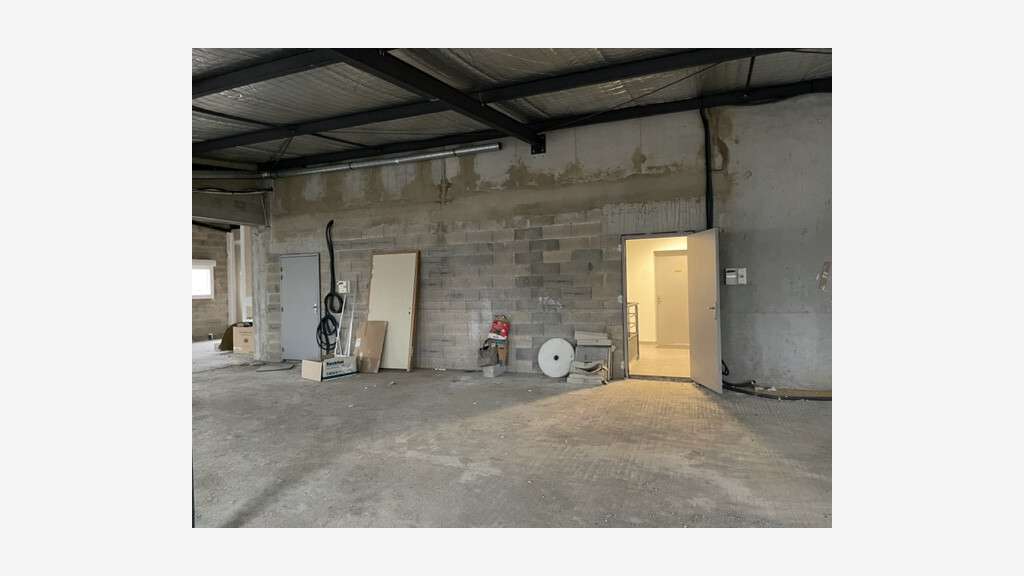 Bureaux 255m² R+1 avec ascenseur à vendre à Nîmes