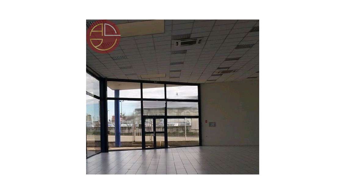 Vente local commercial 1150m² Sud-Ouest Toulouse