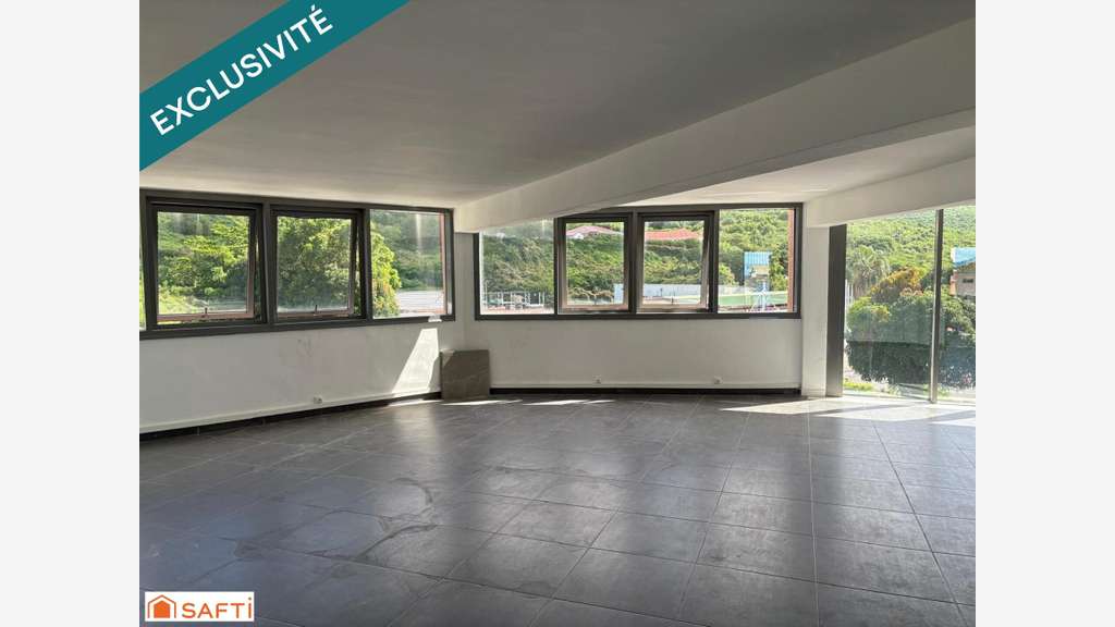 Vente local commercial en étage St Martin, Marigot