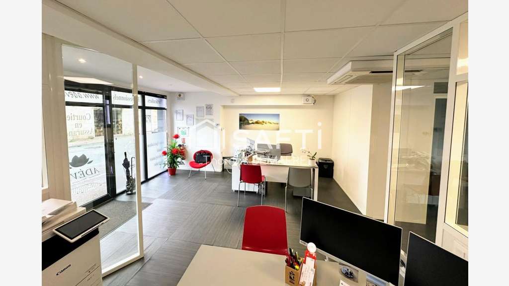 Vente local commercial 70m² plein centre St-Médard
