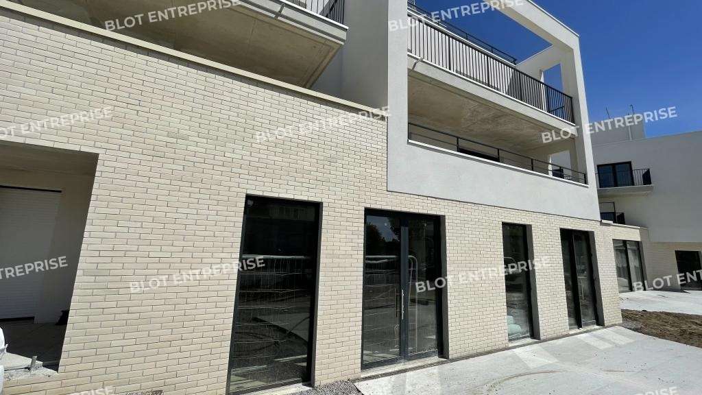 A vendre locaux commerciaux 112m² Saint Nazaire