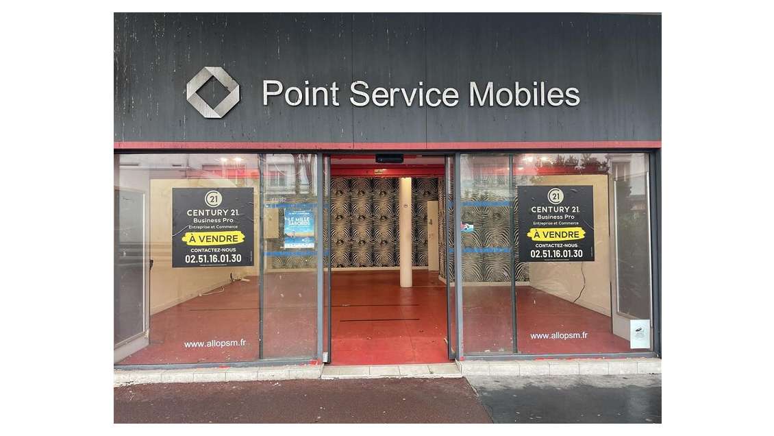 Vente murs commerciaux vides 77m² à Saint-Nazaire