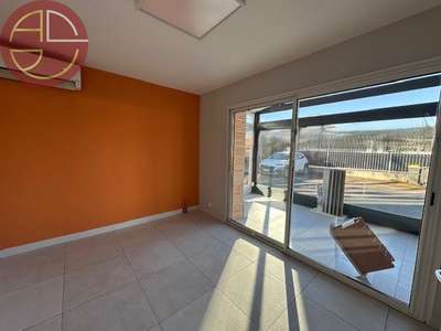 A vendre local commercial 152m² à Tournefeuille