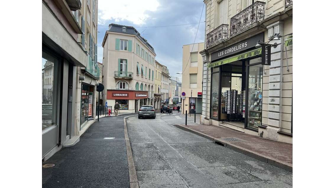 A vendre murs commerciaux à Romans-sur-Isère