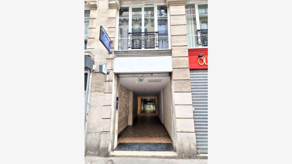 Locaux commerciaux loués 100%