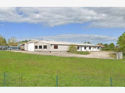 A vendre local d’activités de 1500m² à Chaveyriat