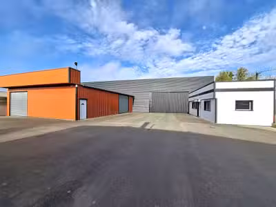 Locaux 840m² à vendre à Flers