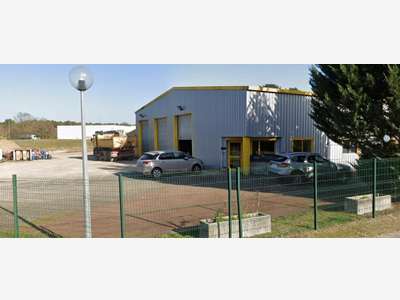 AV locaux professionnels 610m² Chatillon sur Cher