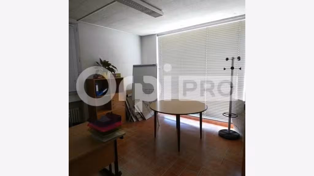 Vente locaux professionnels 125m² à Manosque
