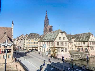 AV locaux 266m² R+2 à Strasbourg Petite France