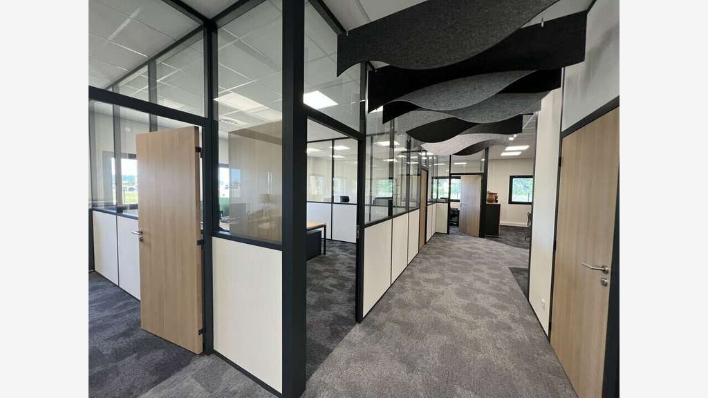 Bureaux de 775m² à vendre à Loriol sur Drôme
