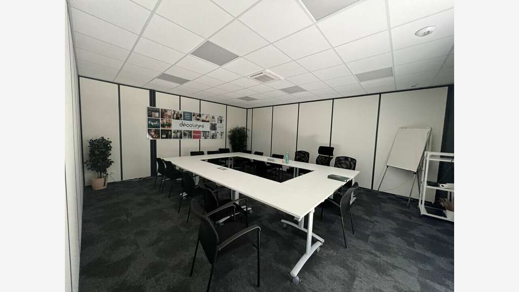 Bureaux de 775m² à vendre à Loriol sur Drôme