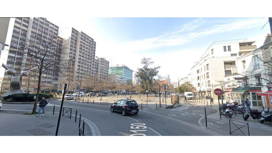 Vente lot de 18 boxes 94200 Ivry-sur-Seine.