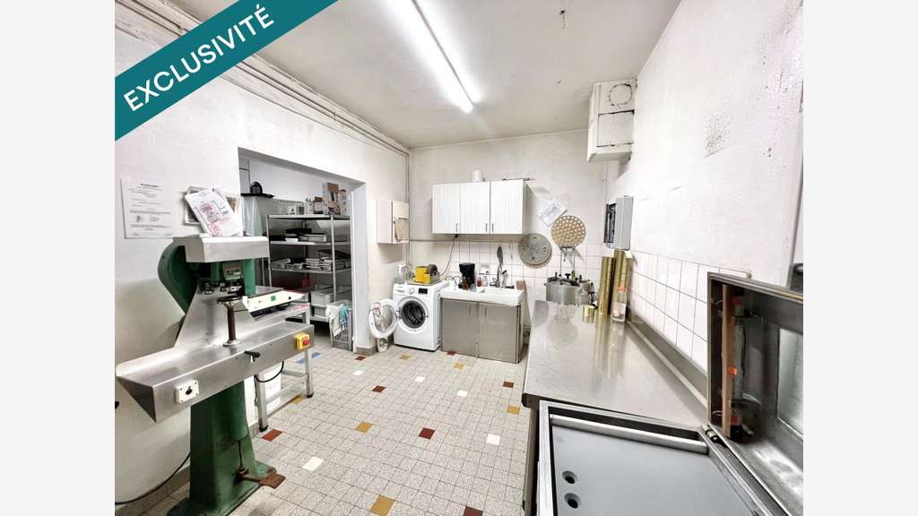 Magasin charcuterie traiteur avec appart à Eauze