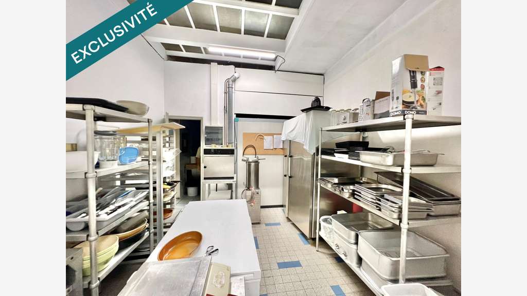 Magasin charcuterie traiteur avec appart à Eauze