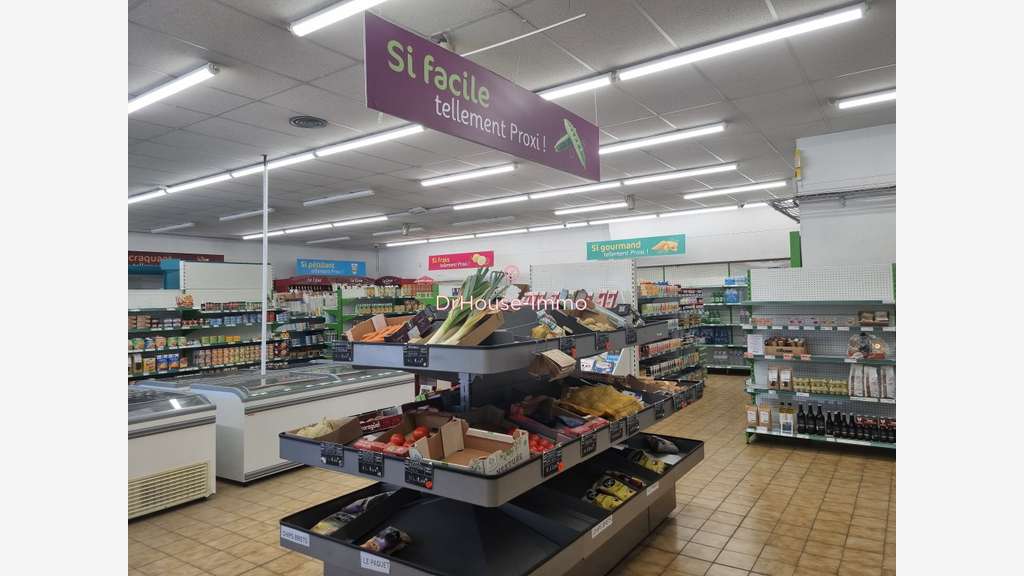 A louer local commercial 250m² St-Germain-Laprade