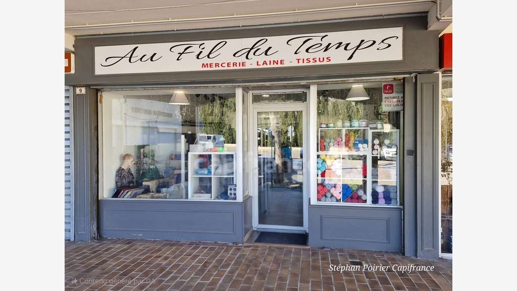 Vente FDC et DAB 50m² en centre village Coudoux