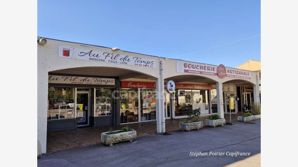 Vente FDC et DAB 50m² en centre village Coudoux