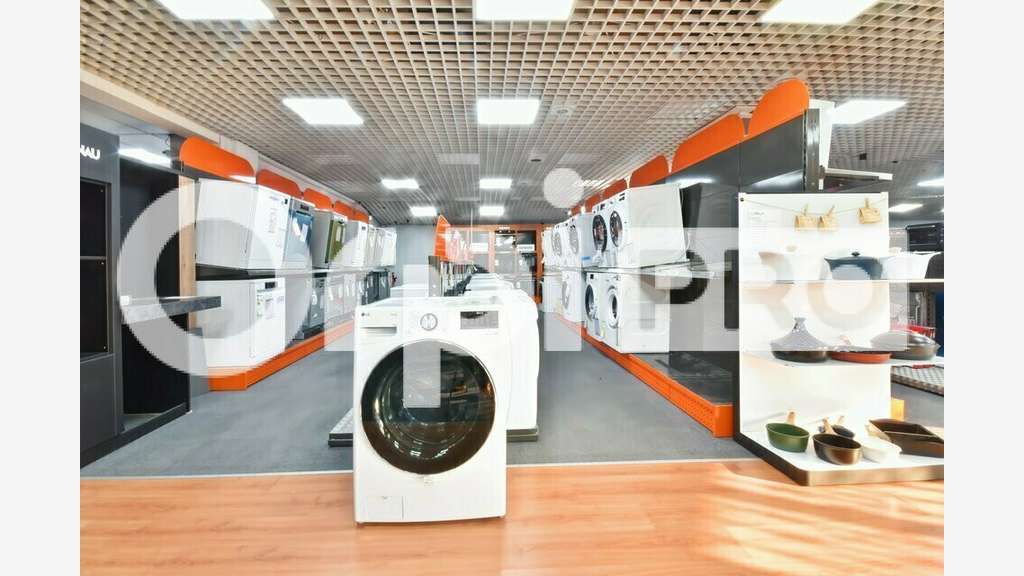 Cède cellule commerciale 990m² en ZA à La Rochelle