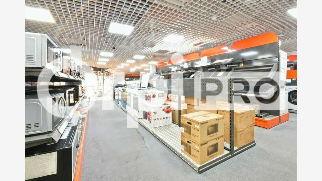 Cède cellule commerciale 990m² en ZA à La Rochelle