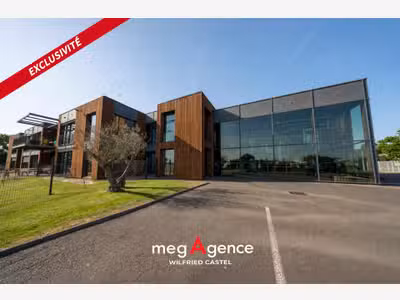 Vente ensemble immobilier 2200m² aux Sables 