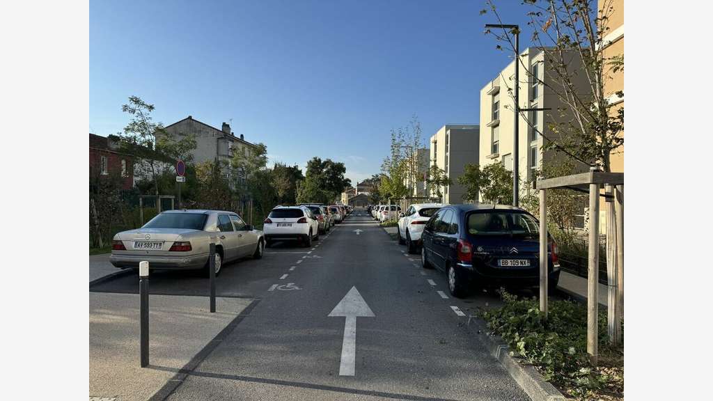 Vente local commercial 117m² à Valence Maubourg