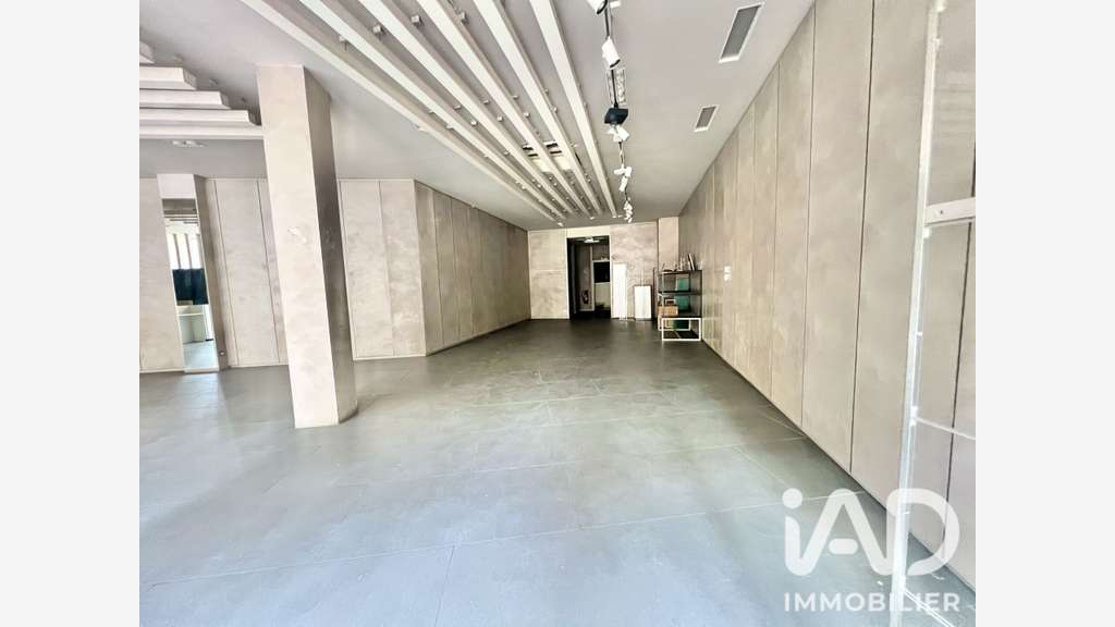 Vente murs commerciaux d’angle 255m² à Agen