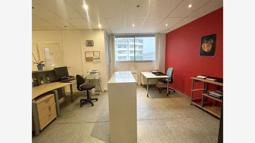 Vente murs commerciaux empl exceptionnel à Annecy