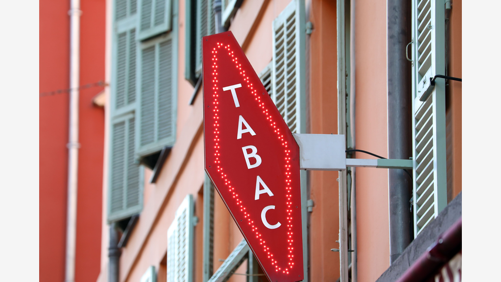 Vente murs commerciaux loués à Corbeilles