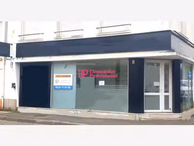 Vente murs commerciaux d'angle 62m² à Lanester