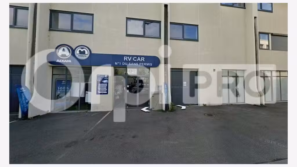 A vendre murs commerciaux libres 300m² à Palaiseau
