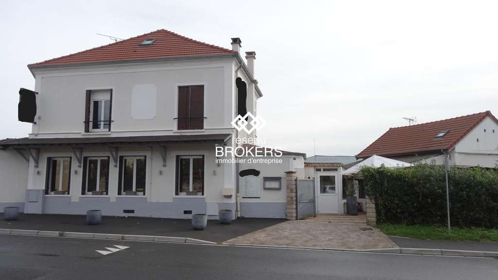 Vente local commercial restaurant 282m² à Coubert